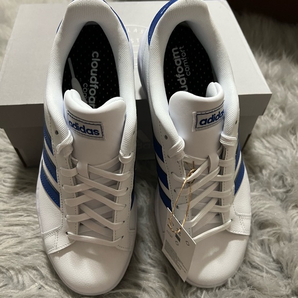 Adidas Grand Court - H02062 ( Us size 8 ) - Picture 2 of 6